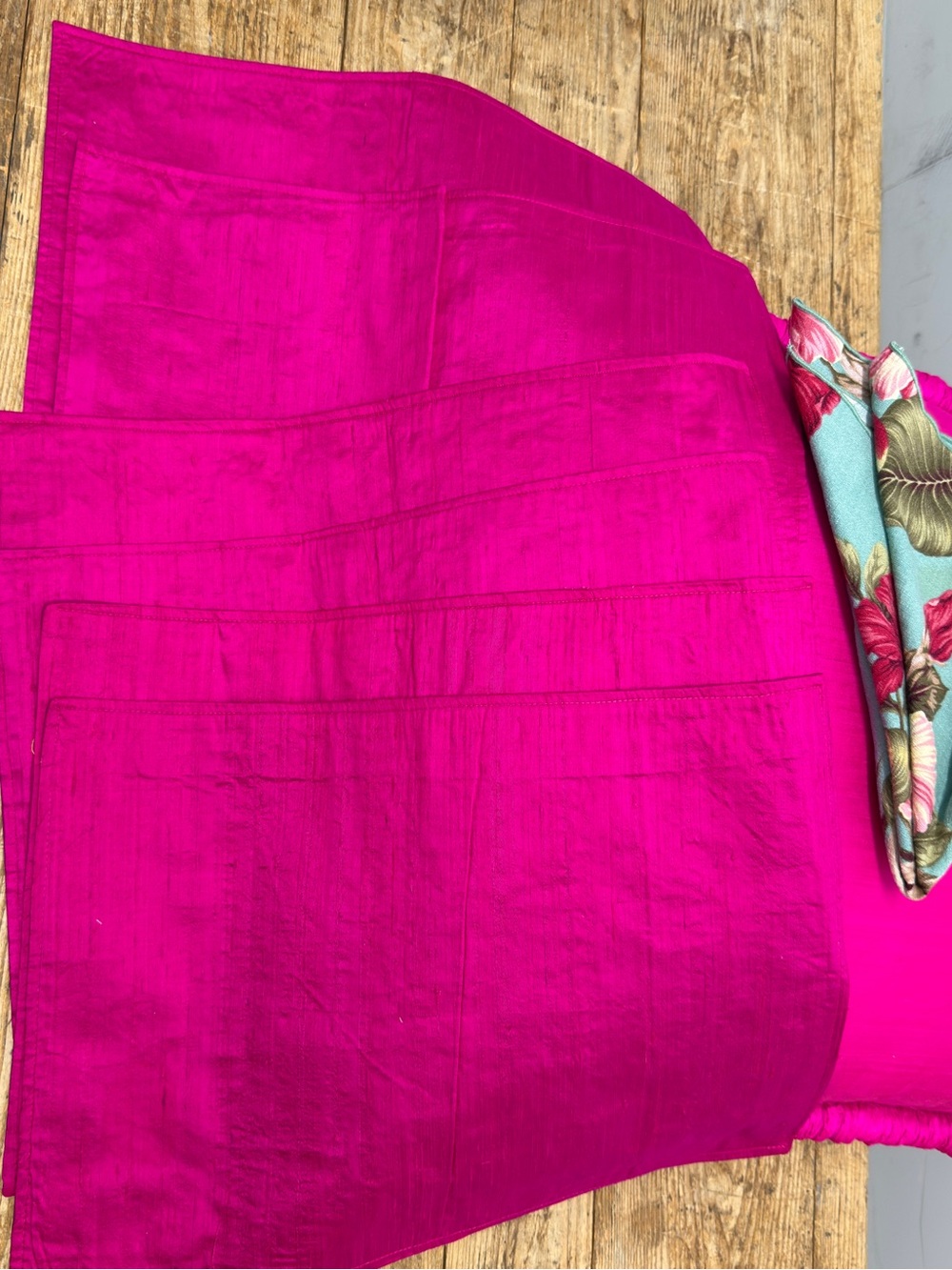 Bright Fuchsia Place Mats 6 pure silk Surroundings